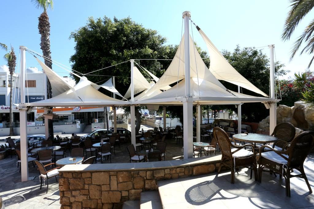 מלון Dionysos Paphos